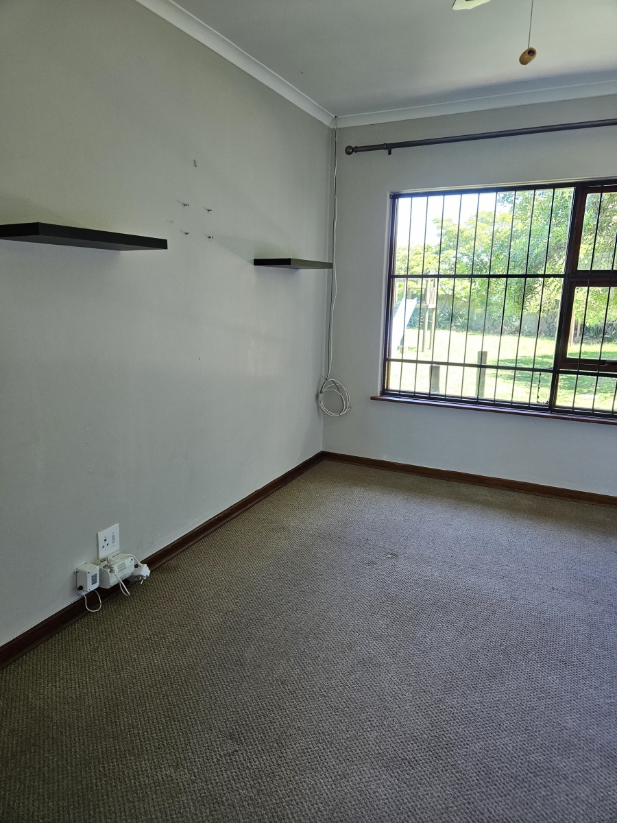 4 Bedroom Property for Sale in Kabega Park Eastern Cape